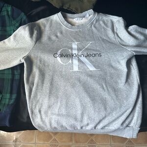 Calvin Klein sweatshirt